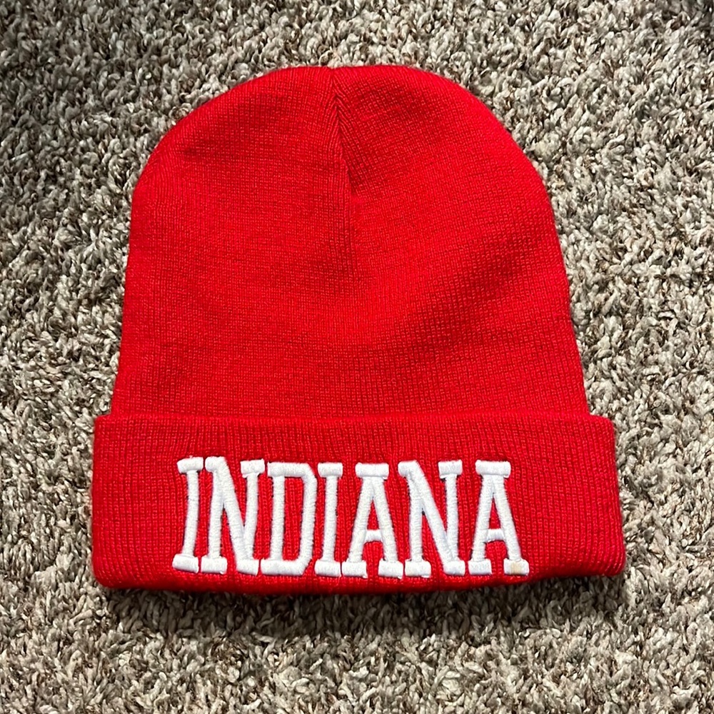 Red Indiana beanie